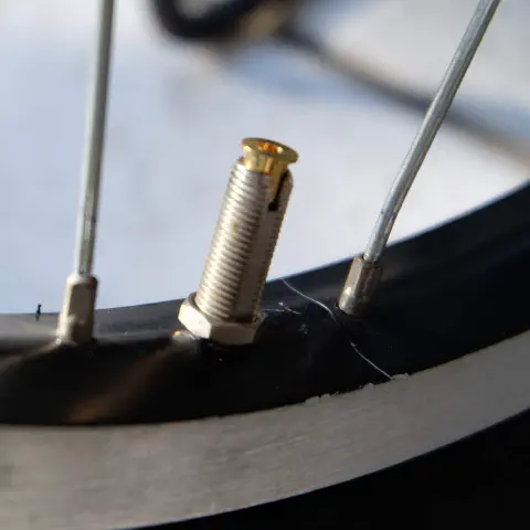 真鍮の部品を入れた