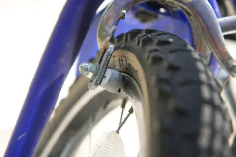 反対側も同様の隙間