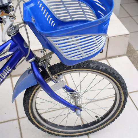 交換前の前輪ホイール