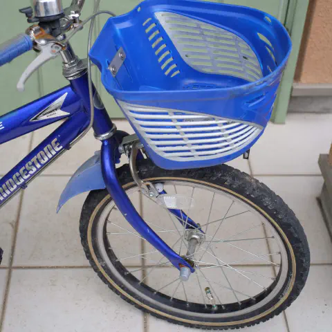 エアチェックアダプター取付後の前輪ホイール