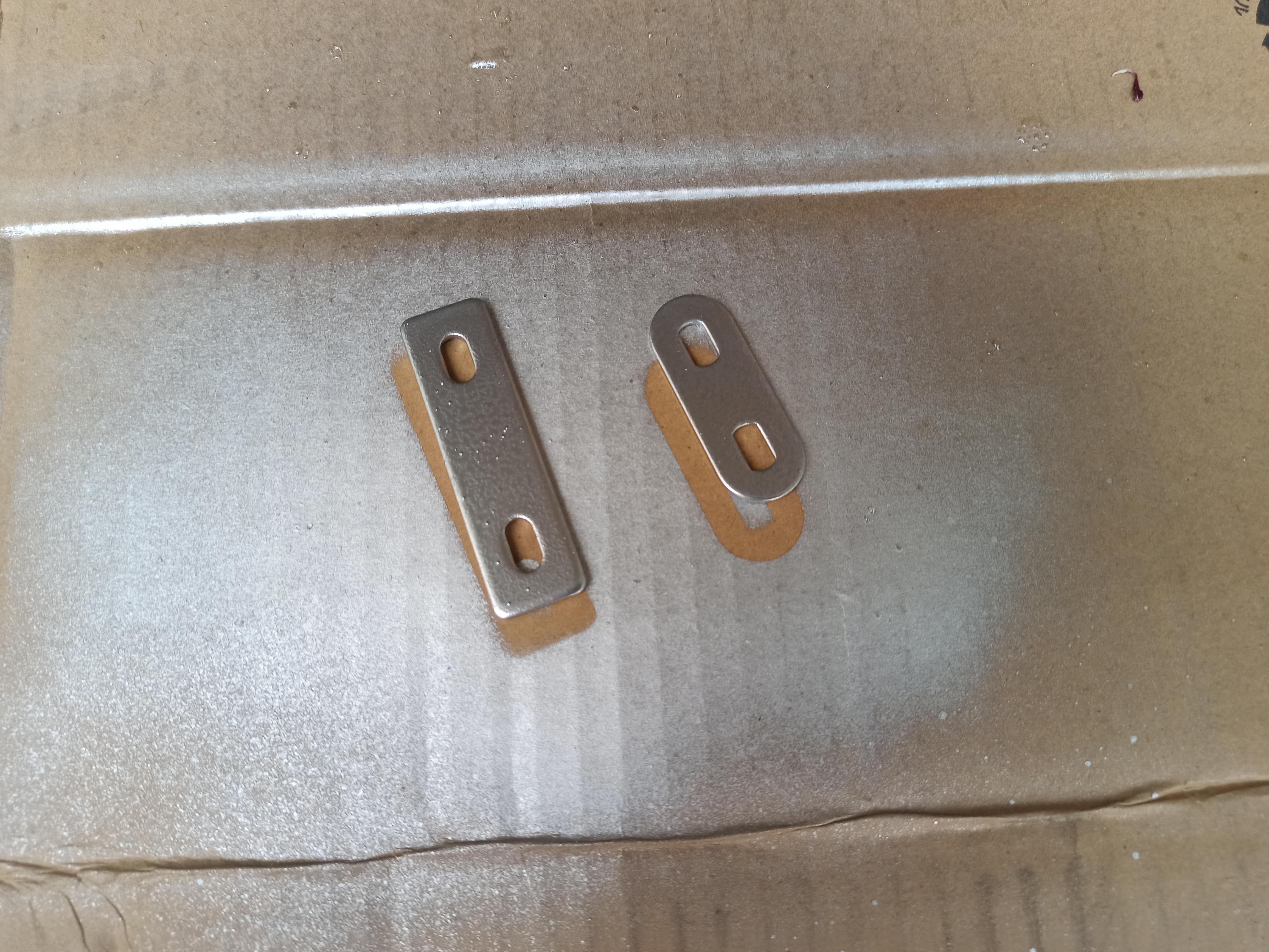 ROVAL メッキカバースプレー後の金具
