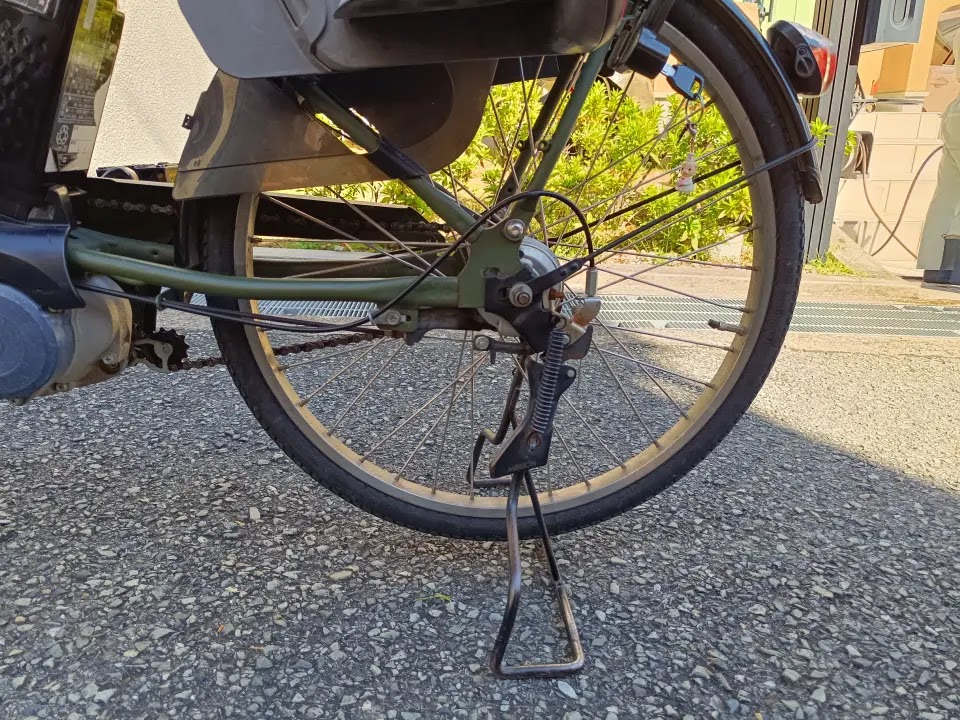 子乗せ自転車のスタンド部