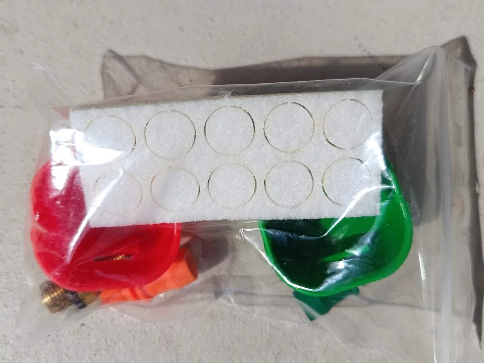 ノズル先端の交換部品とフィルター