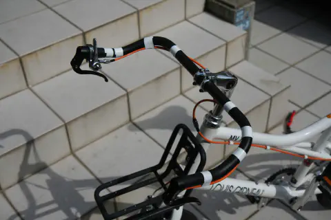 ケーブル仮固定