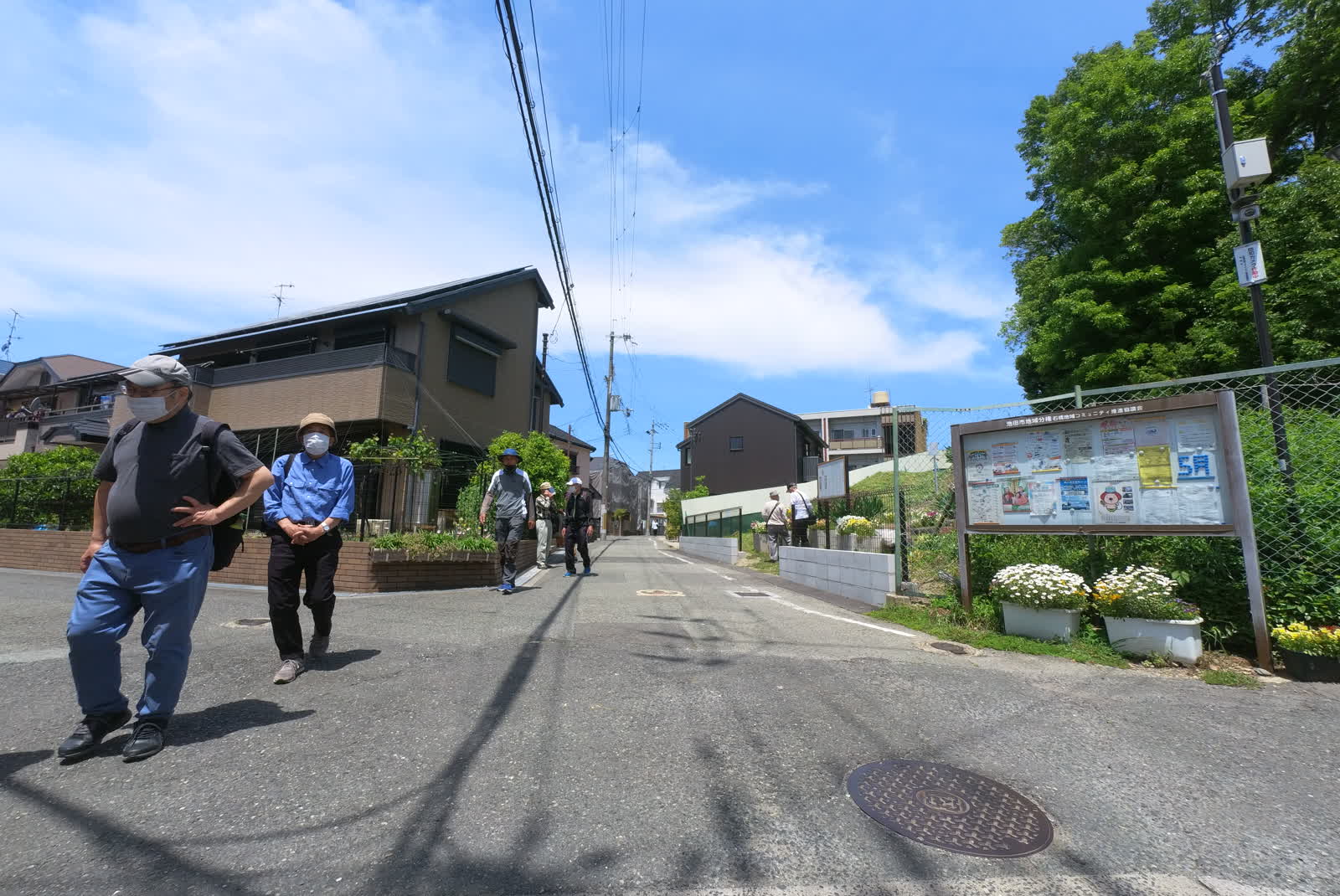 道の右手に二子塚古墳