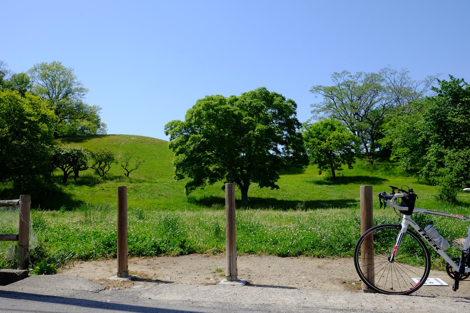 古室山古墳と自転車