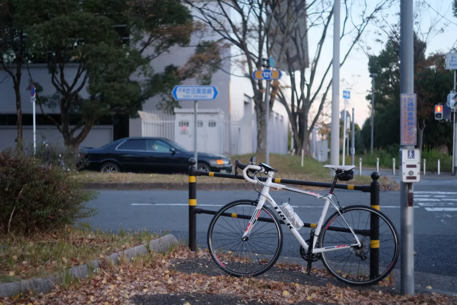 千里中央公園前