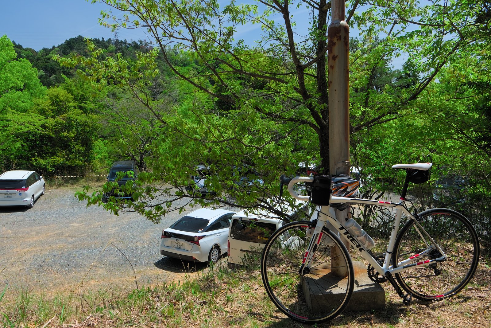 ロードバイクを立て掛ける