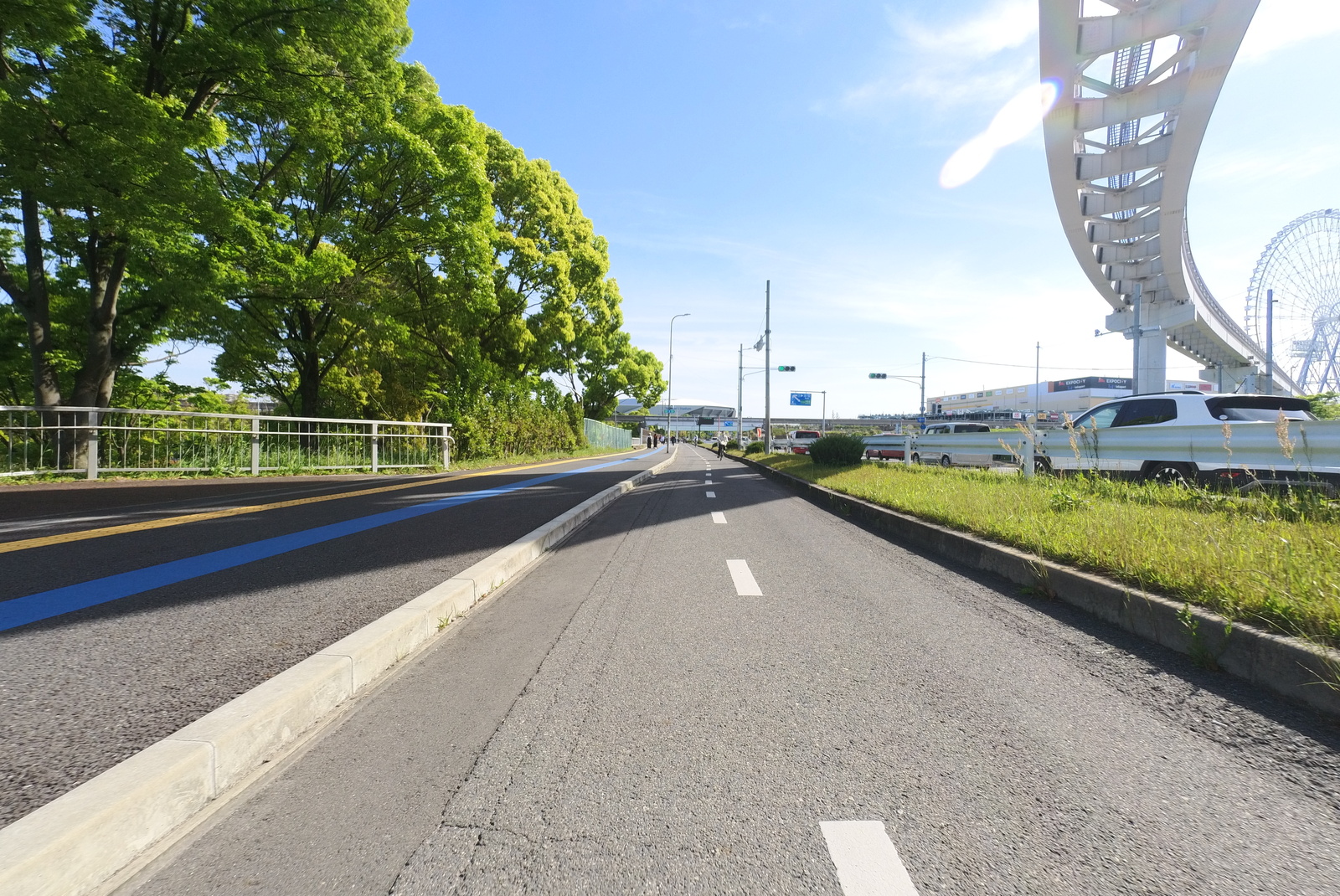 万博記念公園周遊道路