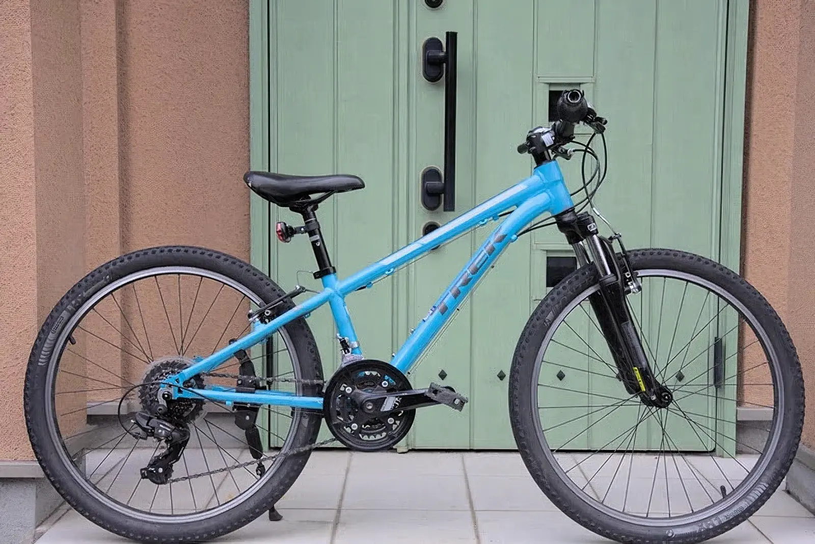 フロントシフター交換後のTREK Superfly
24