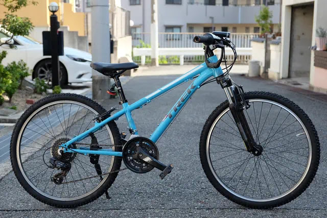 TREK Superfly24 タイヤ交換 featured image