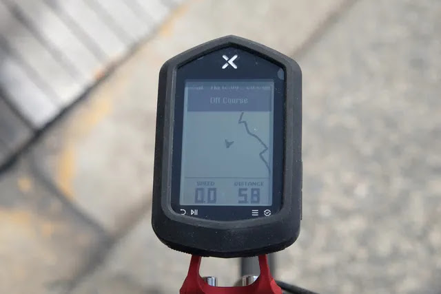 XOSS Nav画面 ルートから大きく外れる