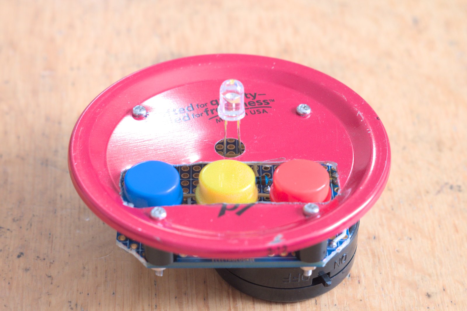 Ballメイソンジャーの蓋に基板を取り付けた