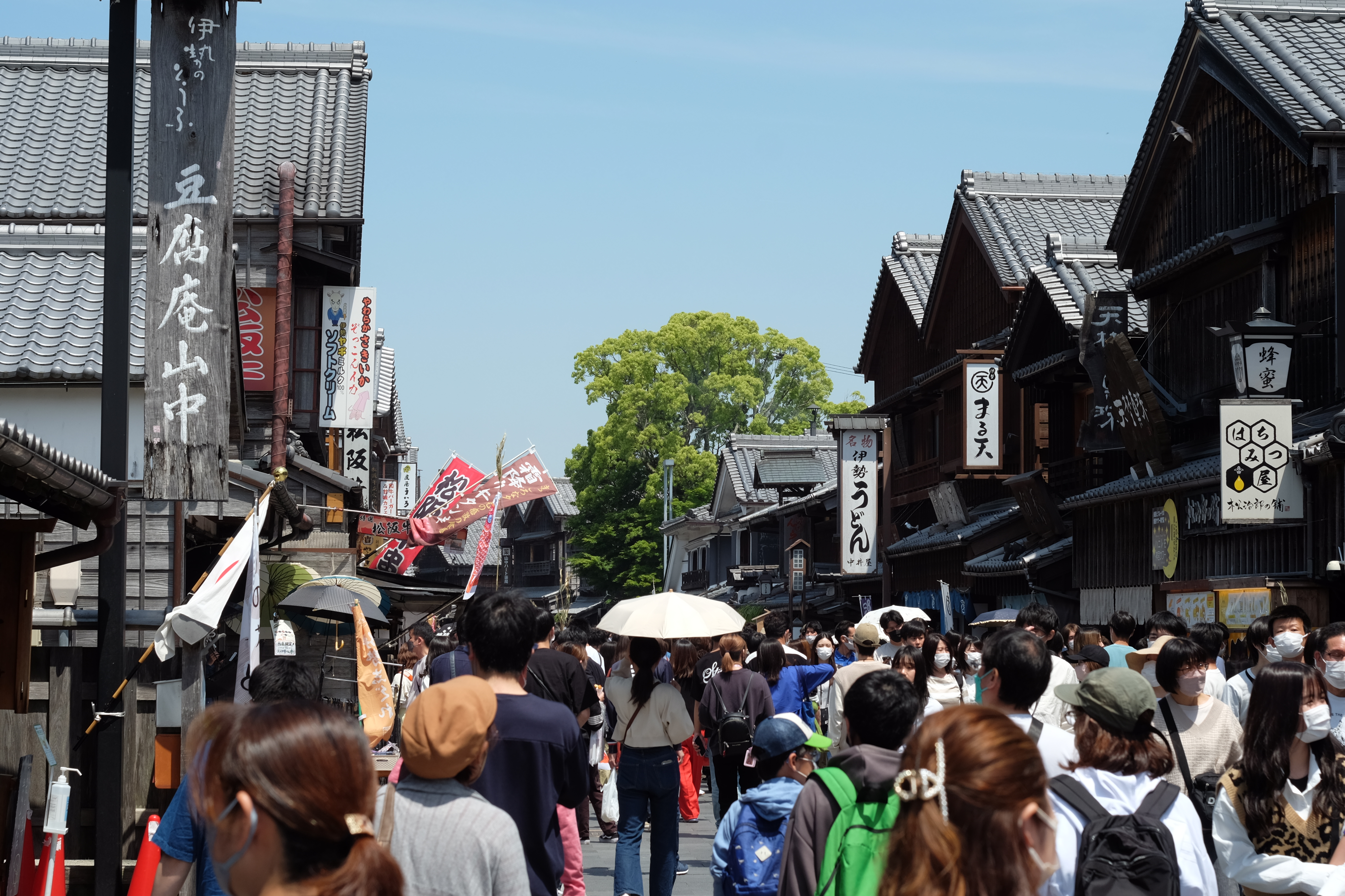 混雑したおはらい町