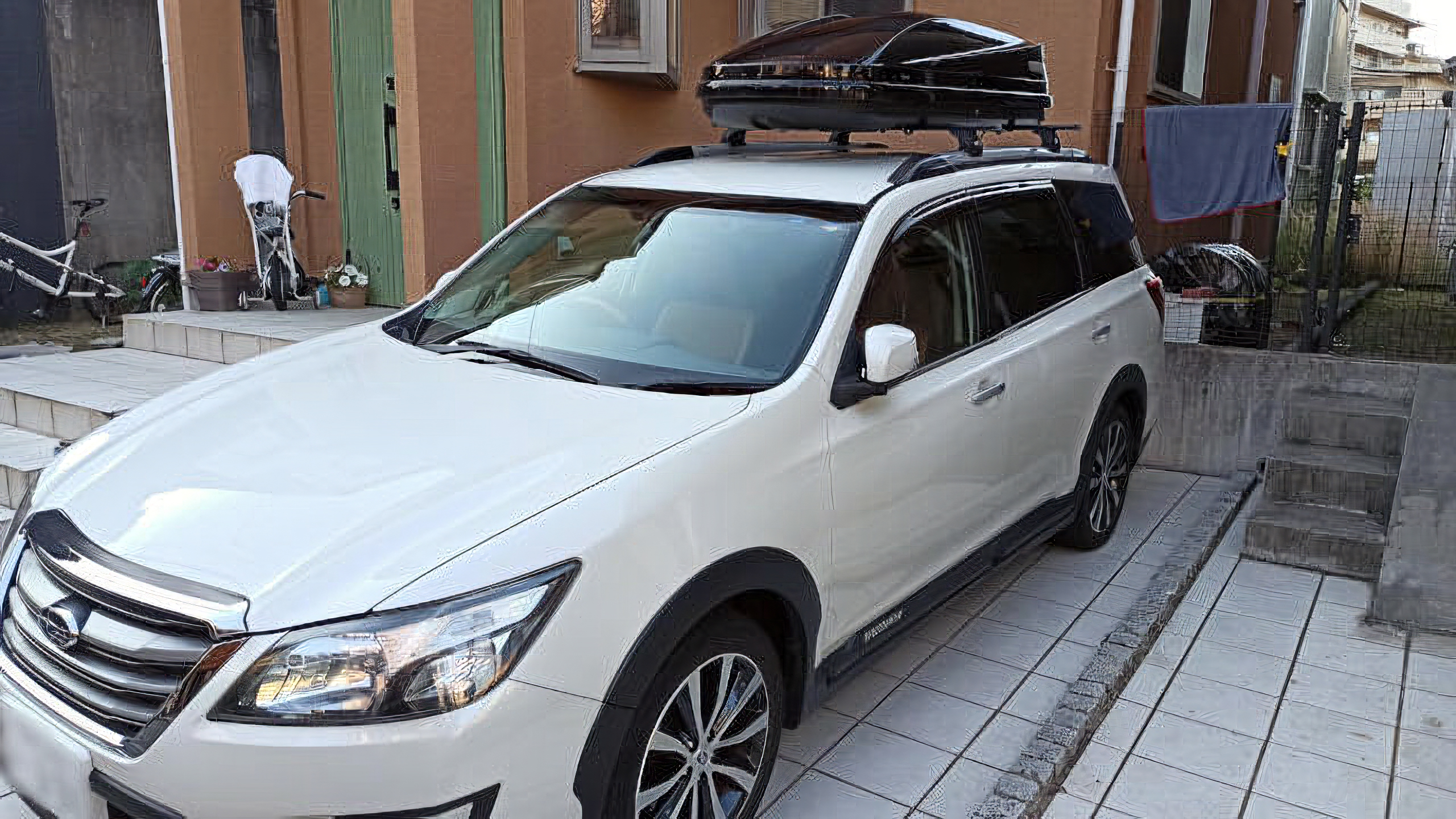 DIYで車にルーフキャリアを取り付け THULE Touring L featured image