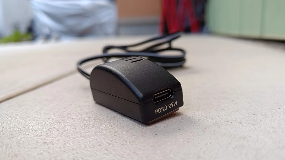 USB充電ケーブル