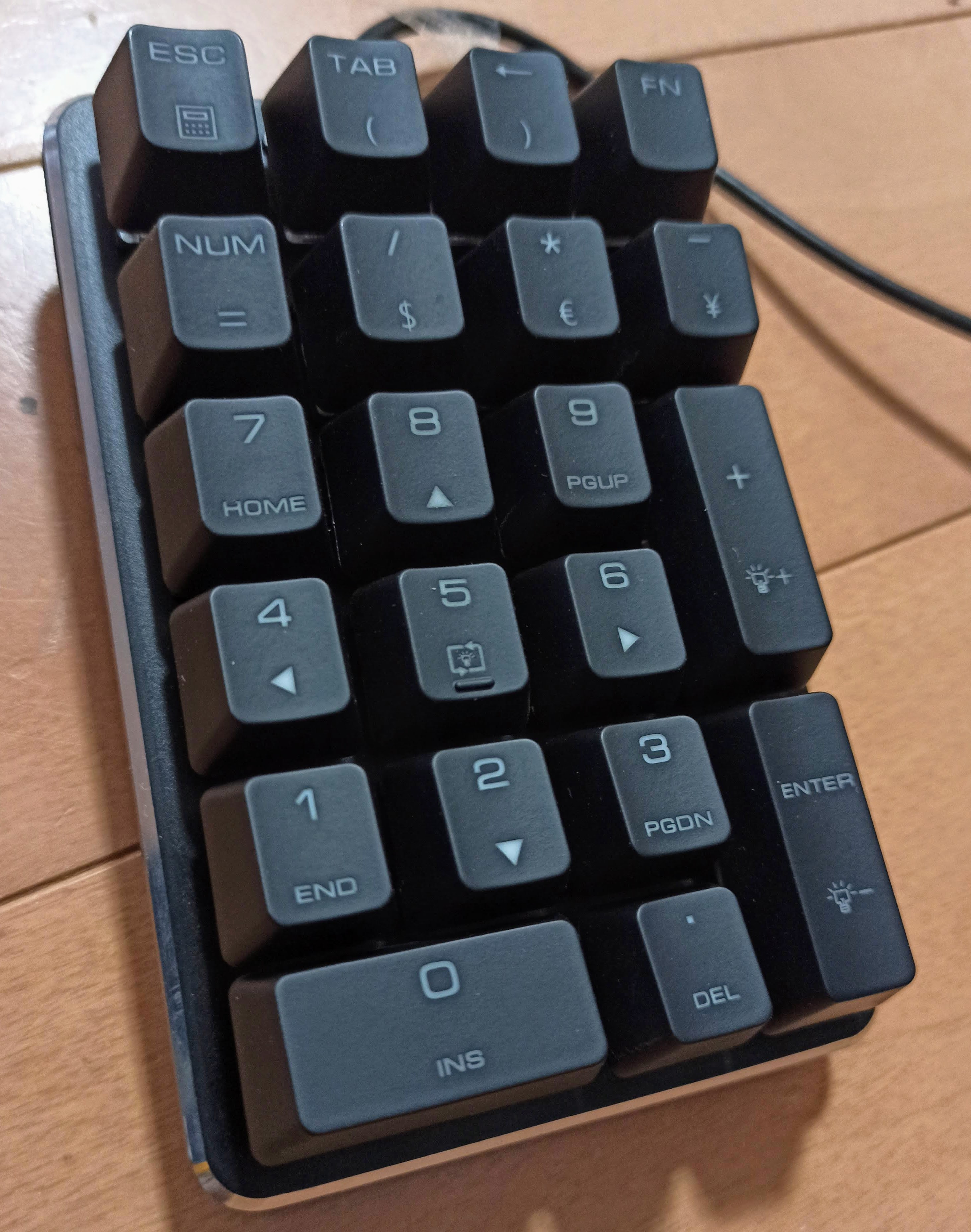 Magicforce メカニカル式テンキーパッド