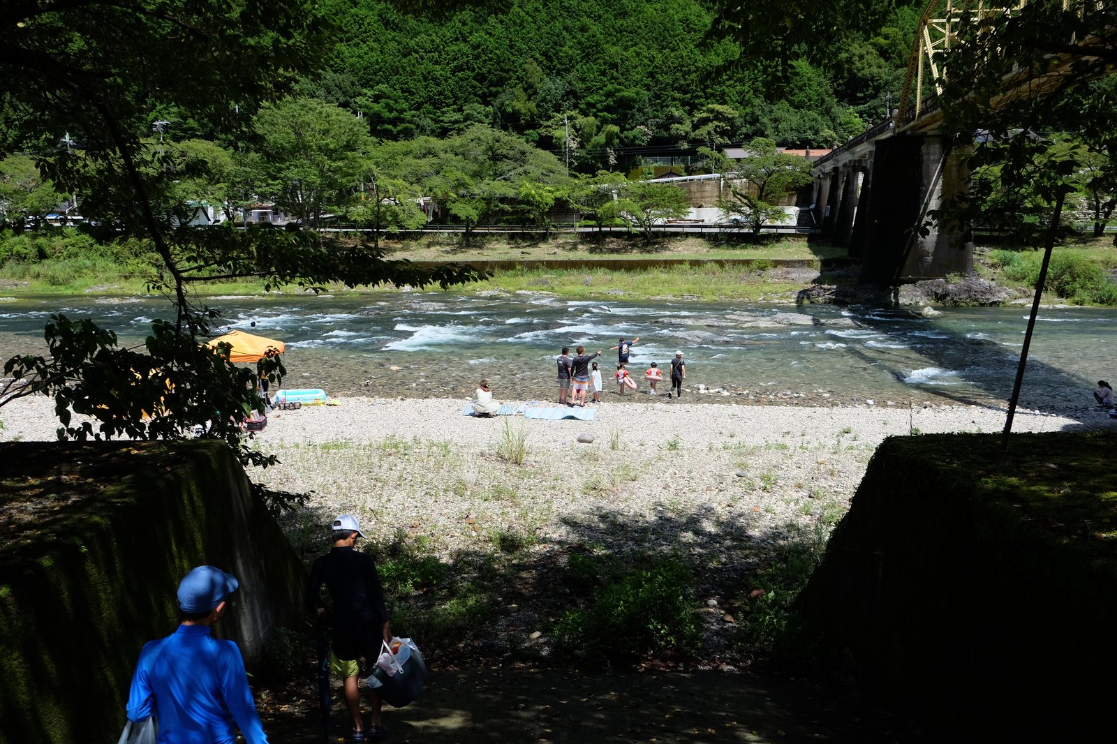 川に下りるスロープ